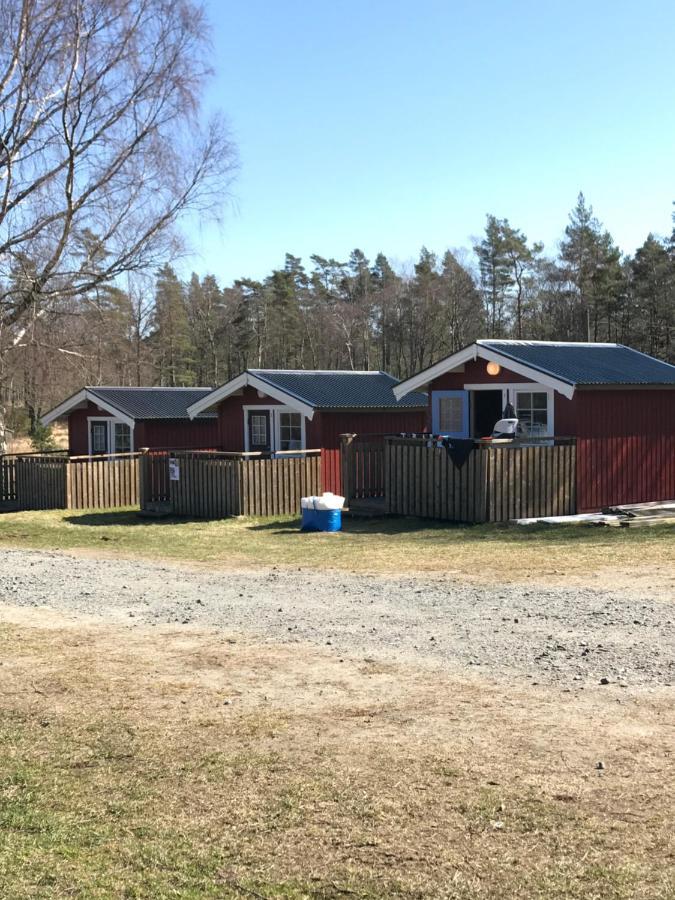 Bjoersjoeas Vildmark - Small Camping Cabin Close To Nature Olofstorp Exterior foto