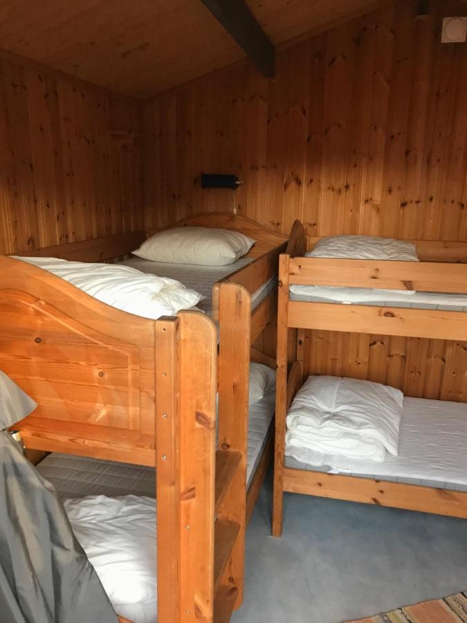 Bjoersjoeas Vildmark - Small Camping Cabin Close To Nature Olofstorp Exterior foto